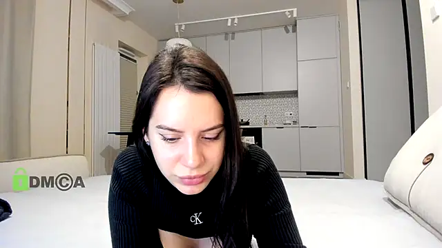 Candy48 online show from 12.18.24