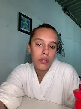 Snapshot of nandinharuivinha22 chatting on 07.28.26 nandinharuivinha22 online show from 07.28.26