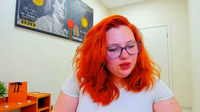 Snapshot of Aillia-Rous chatting on 06.19.26 Aillia-Rous online show from 06.19.26