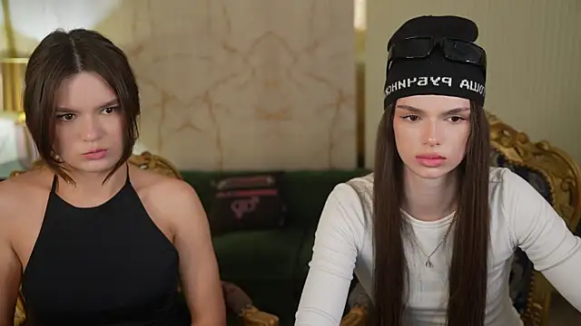 AriaAstra online show from 04.25.26