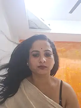 Snapshot of Bebo_QueeN chatting on 05.03.26 Bebo QueeN online show from 05.03.26