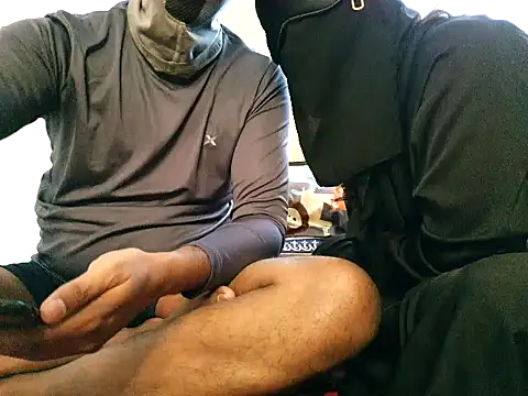 Snapshot of fathima_krishna chatting on 04.14.26 fathima krishna online show from 04.14.26