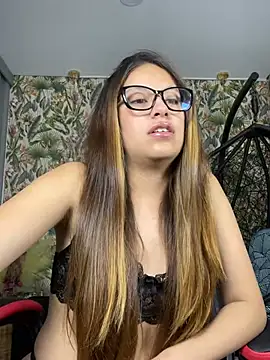 Ambar Zaf online show from 05.05.26