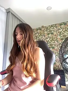 Ambar Zaf online show from 05.26.26