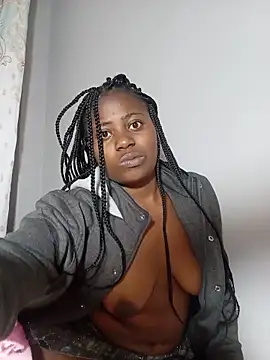 Snapshot of Scarlettxx_22 chatting on 06.06.26 Scarlettxx 22 online show from 06.06.26
