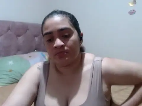 Snapshot of Mabbe07 chatting on 04.15.26 Mabbe07 online show from 04.15.26