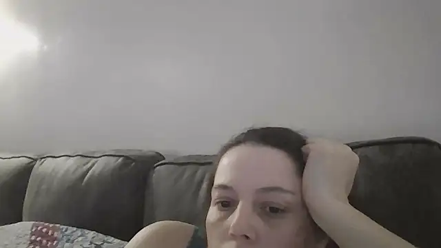 lily1982 online show from 04.26.26