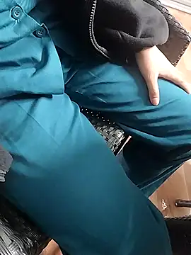 Snapshot of Ninilove_2k chatting on 04.09.26 Ninilove 2k online show from 04.09.26