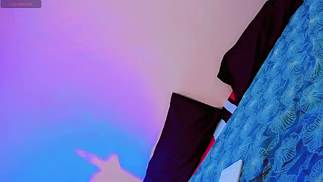 Tania Baker online show from 04.15.26