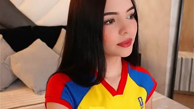 NicoleeNash online show from 06.18.26