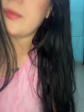 Snapshot of fer_latina26 chatting on 04.18.26 fer latina26 online show from 04.18.26