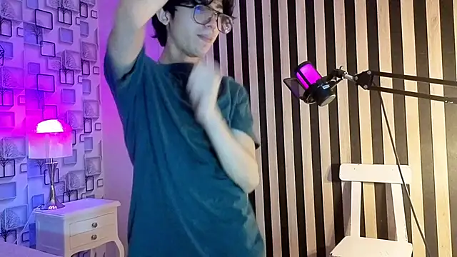 Snapshot of Twink_Sebas7 chatting on 05.02.26 Twink Sebas7 online show from 05.02.26