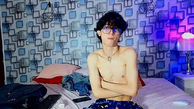 Snapshot of Twink_Sebas7 chatting on 05.23.26 Twink Sebas7 online show from 05.23.26