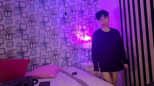 Snapshot of Twink_Sebas7 chatting on 06.18.26 Twink Sebas7 online show from 06.18.26