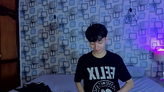 Snapshot of Twink_Sebas7 chatting on 06.24.26 Twink Sebas7 online show from 06.24.26