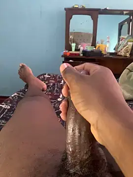 Snapshot of YourfavDick04 chatting on 04.15.26 YourfavDick04 online show from 04.15.26