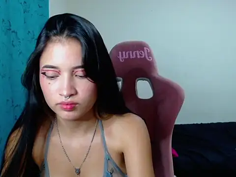 lau ri online show from 06.06.26