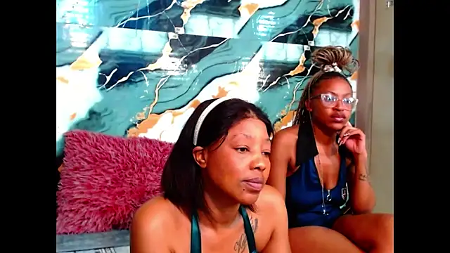 Snapshot of choclatelips_xxx chatting on 06.19.26 choclatelips xxx online show from 06.19.26