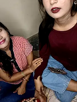 Snapshot of Hot_night chatting on 04.13.26 Hot night online show from 04.13.26