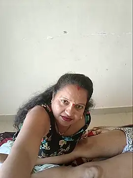 Snapshot of Hot_night chatting on 04.14.26 Hot night online show from 04.14.26