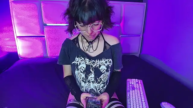 BadEmyXO online show from 07.11.26