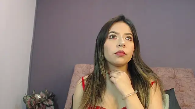 Snapshot of SalomeMartinez_ chatting on 05.20.26 SalomeMartinez online show from 05.20.26