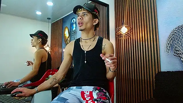 Snapshot of Skinny_cute_Alyer chatting on 07.15.26 Skinny cute Alyer online show from 07.15.26