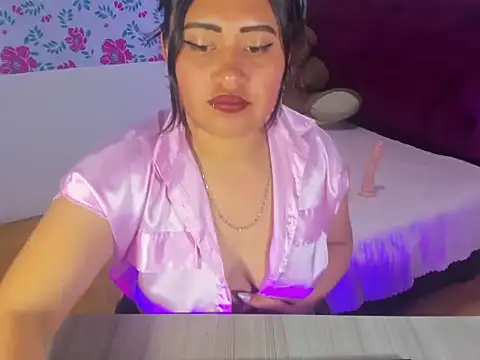 Snapshot of MedusaDivine chatting on 04.14.26 MedusaDivine online show from 04.14.26