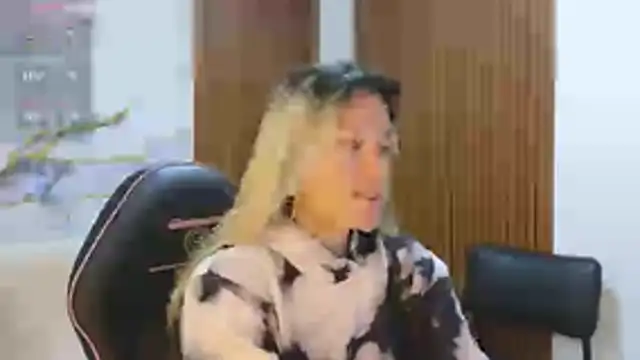 Snapshot of alonddra_tay chatting on 07.01.26 alonddra tay online show from 07.01.26