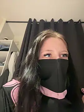 groslolo67 online show from 04.13.26