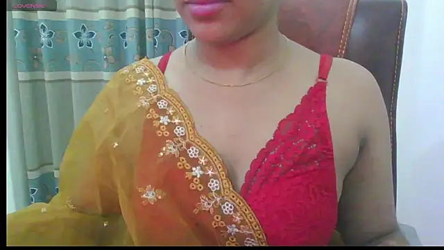Snapshot of zareen_approach chatting on 07.15.26 zareen approach online show from 07.15.26
