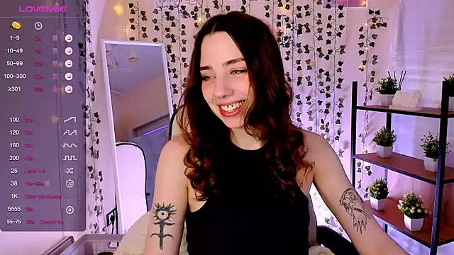 Snapshot of CharliGrace_ chatting on 06.01.26 CharliGrace online show from 06.01.26