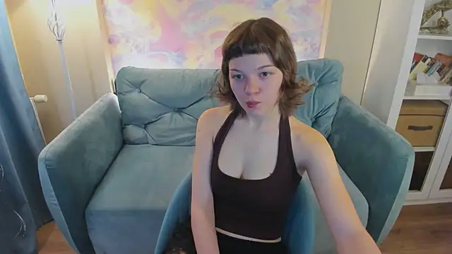Snapshot of kira_naughtly chatting on 04.16.26 kira naughtly online show from 04.16.26
