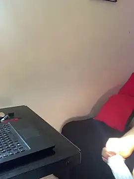 Snapshot of megan_purpura chatting on 04.29.26 megan purpura online show from 04.29.26