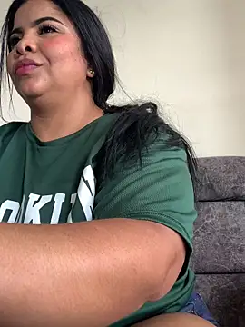 Snapshot of megan_purpura chatting on 06.19.26 megan purpura online show from 06.19.26