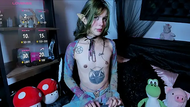 Lucy Jade online show from 06.11.26