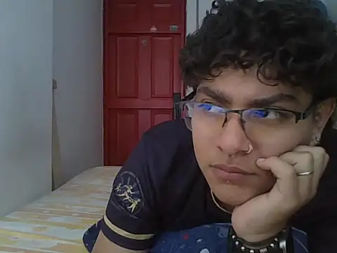 Snapshot of xhecho_uzumaki chatting on 05.07.26 xhecho uzumaki online show from 05.07.26