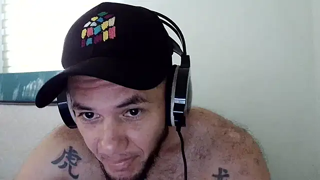 andrew 1520 online show from 04.16.26