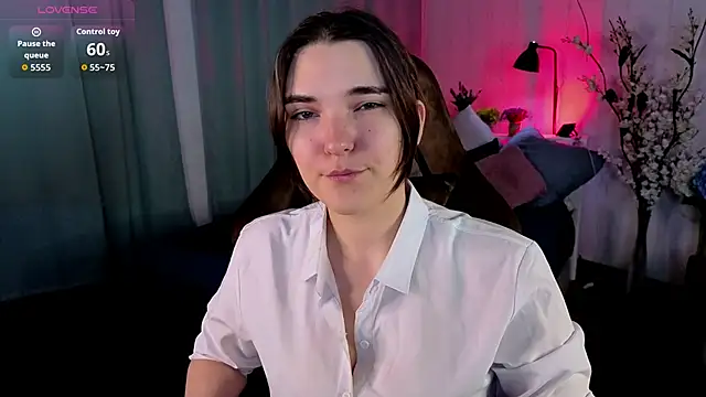 Snapshot of Rune_Veila chatting on 05.04.26 Rune Veila online show from 05.04.26