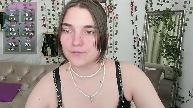 Snapshot of Rune_Veila chatting on 05.22.26 Rune Veila online show from 05.22.26