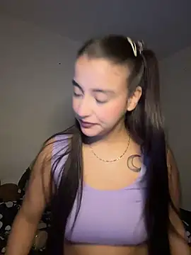 Cherry Dark  online show from 04.17.26