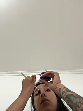 Snapshot of AMARA21 chatting on 04.15.26 AMARA21 online show from 04.15.26