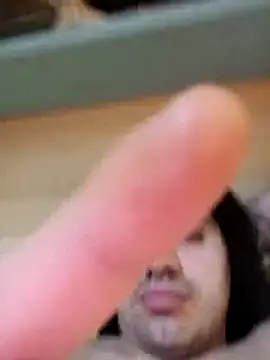 Snapshot of sangreal1996 chatting on 04.14.26 sangreal1996 online show from 04.14.26