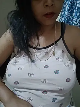 Snapshot of SexySindrela chatting on 06.18.26 SexySindrela online show from 06.18.26