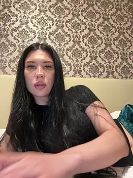Snapshot of Theprovocateur chatting on 04.19.26 Theprovocateur online show from 04.19.26