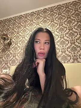 Snapshot of Theprovocateur chatting on 04.19.26 Theprovocateur online show from 04.19.26