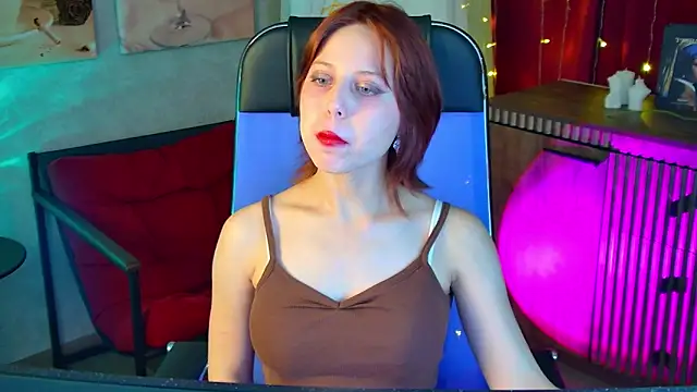 VivienneHebert online show from 05.17.26
