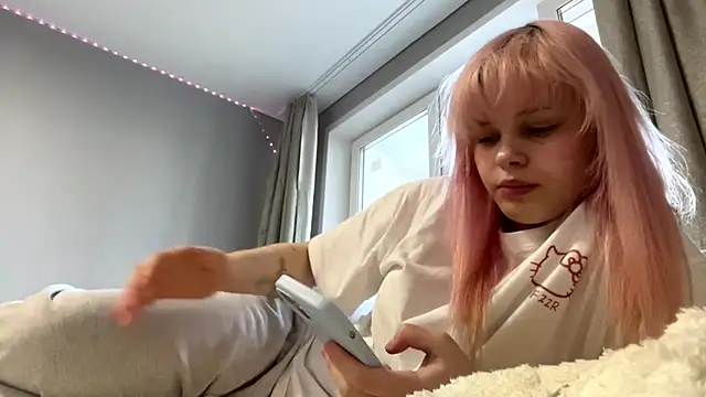 Iam Eshly online show from 04.15.26