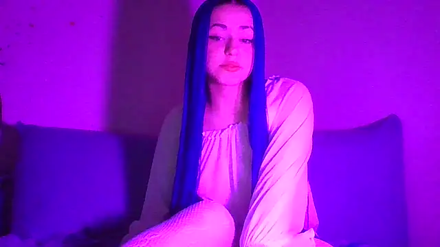 Snapshot of SofiaKitten chatting on 04.13.26 SofiaKitten online show from 04.13.26