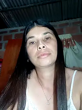 Snapshot of Sexy-Violet-20 chatting on 04.15.26 Sexy-Violet-20 online show from 04.15.26